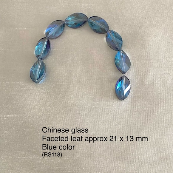 20 stands of Glass beads - Picture 3 of 16